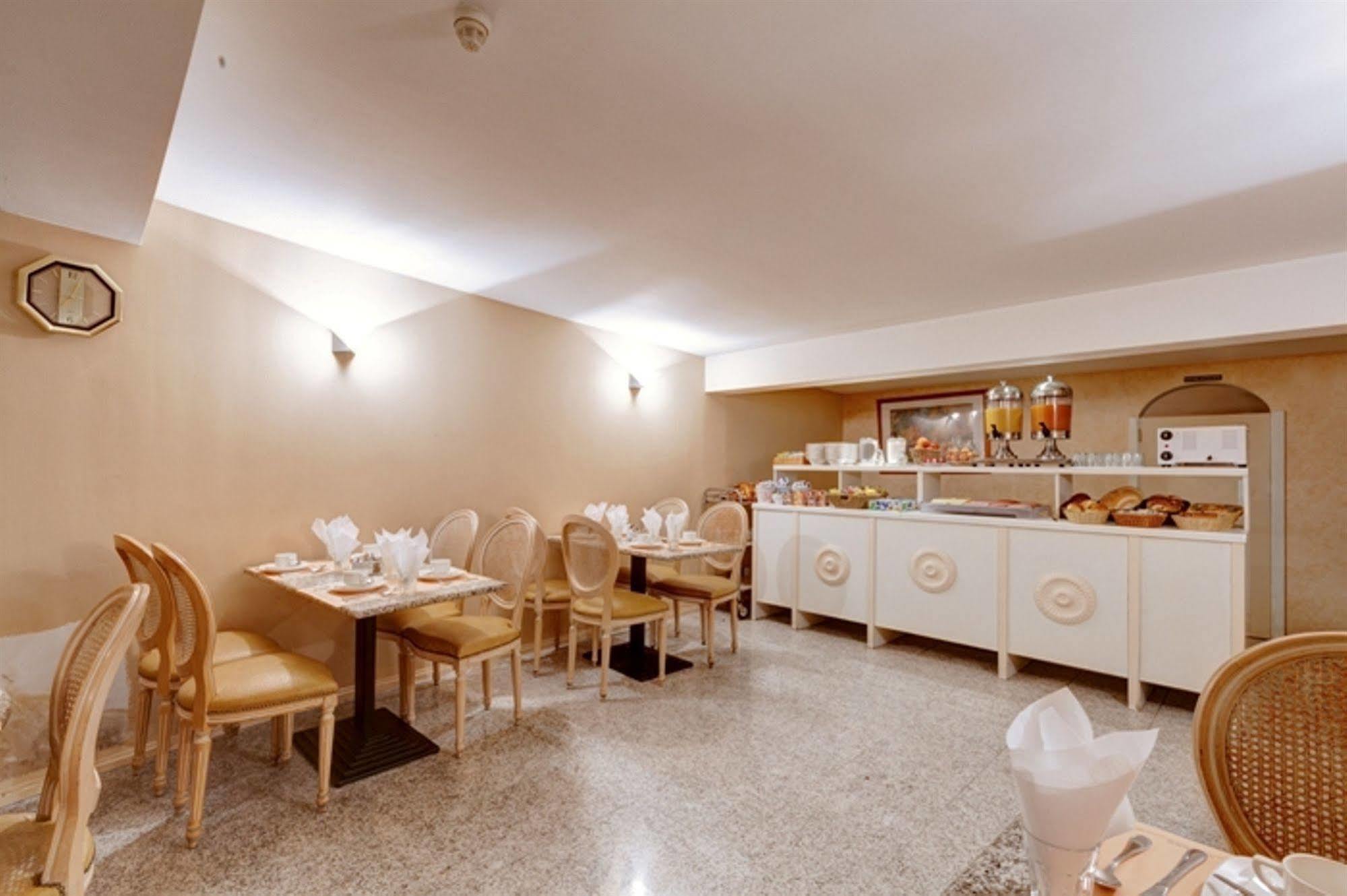 Hotel Beau Site บรัสเซลส์ ภายนอก รูปภาพ